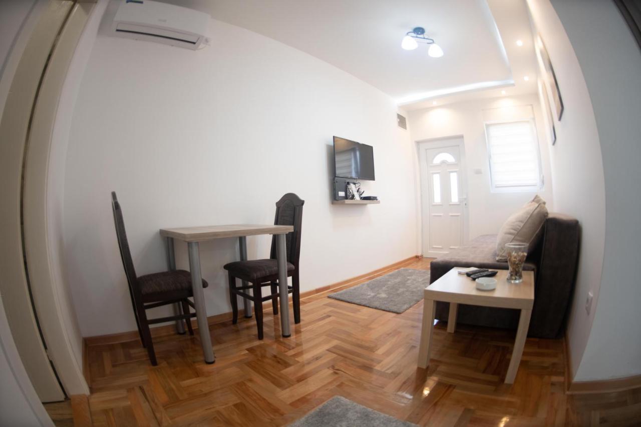 Apartman Tea 2 Belgrado Exterior foto